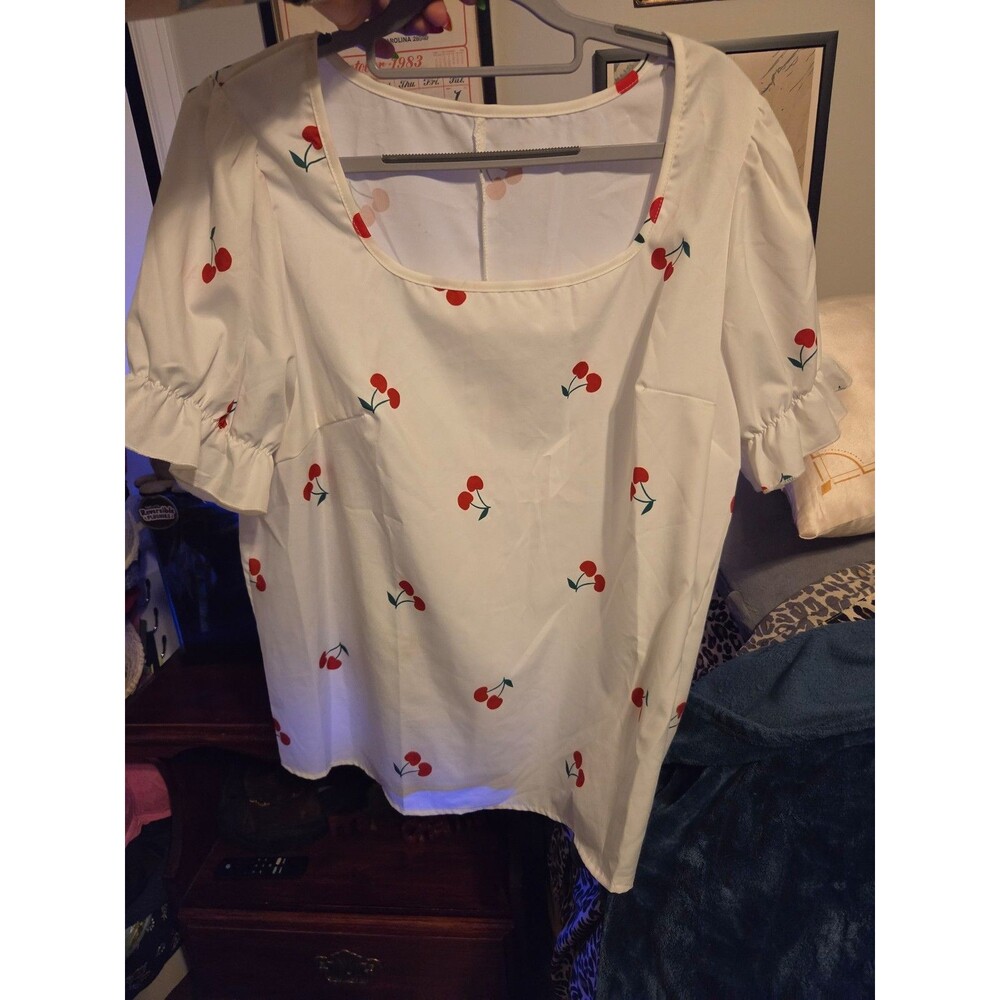 SHEIN Curve 1XL Cherry Print Blouse